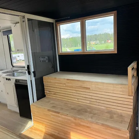 Venelauttasaunalautta Honkaranta 船屋 Jämijärvi